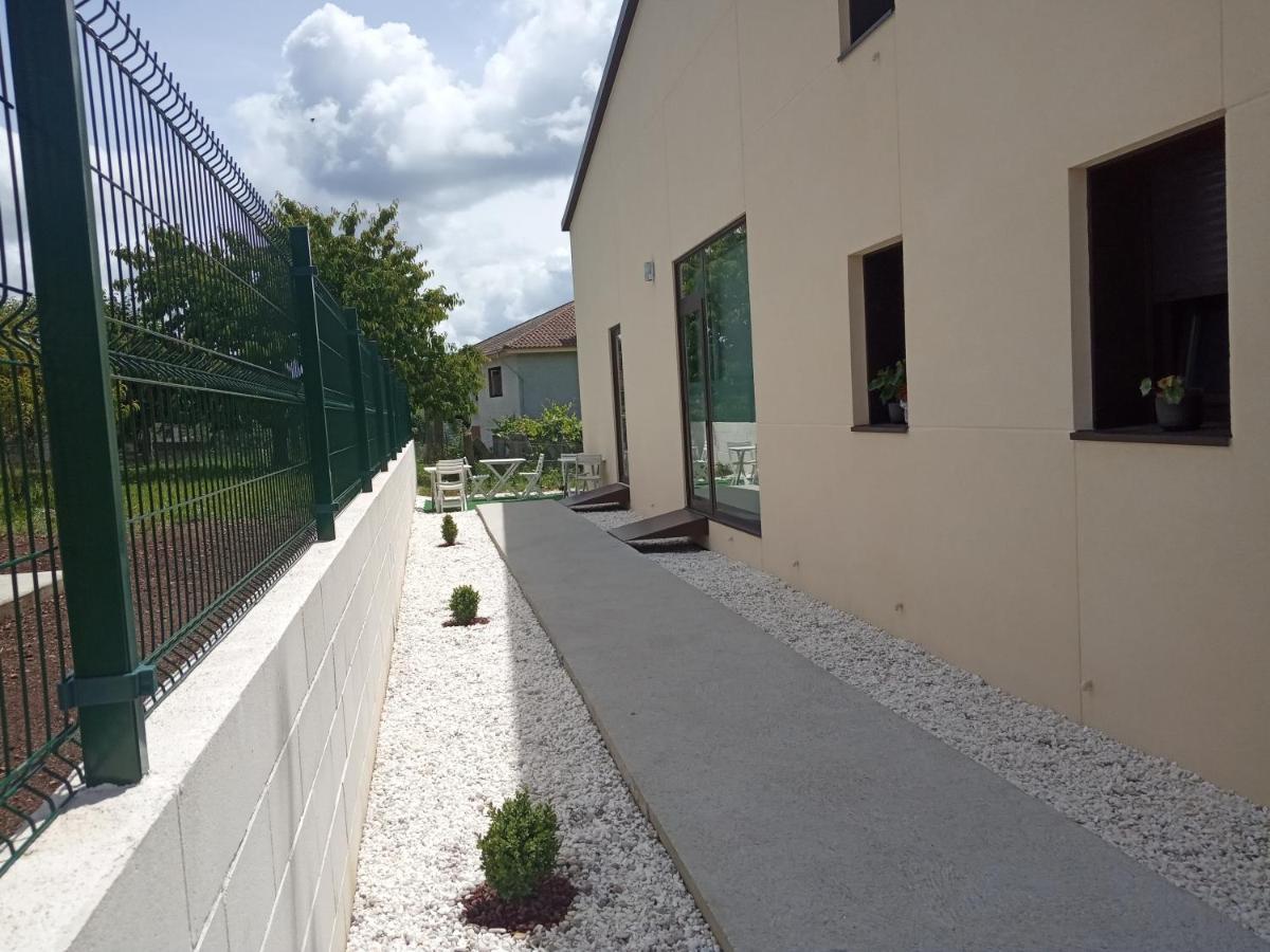Guest House Clarevar Tui Zewnętrze zdjęcie